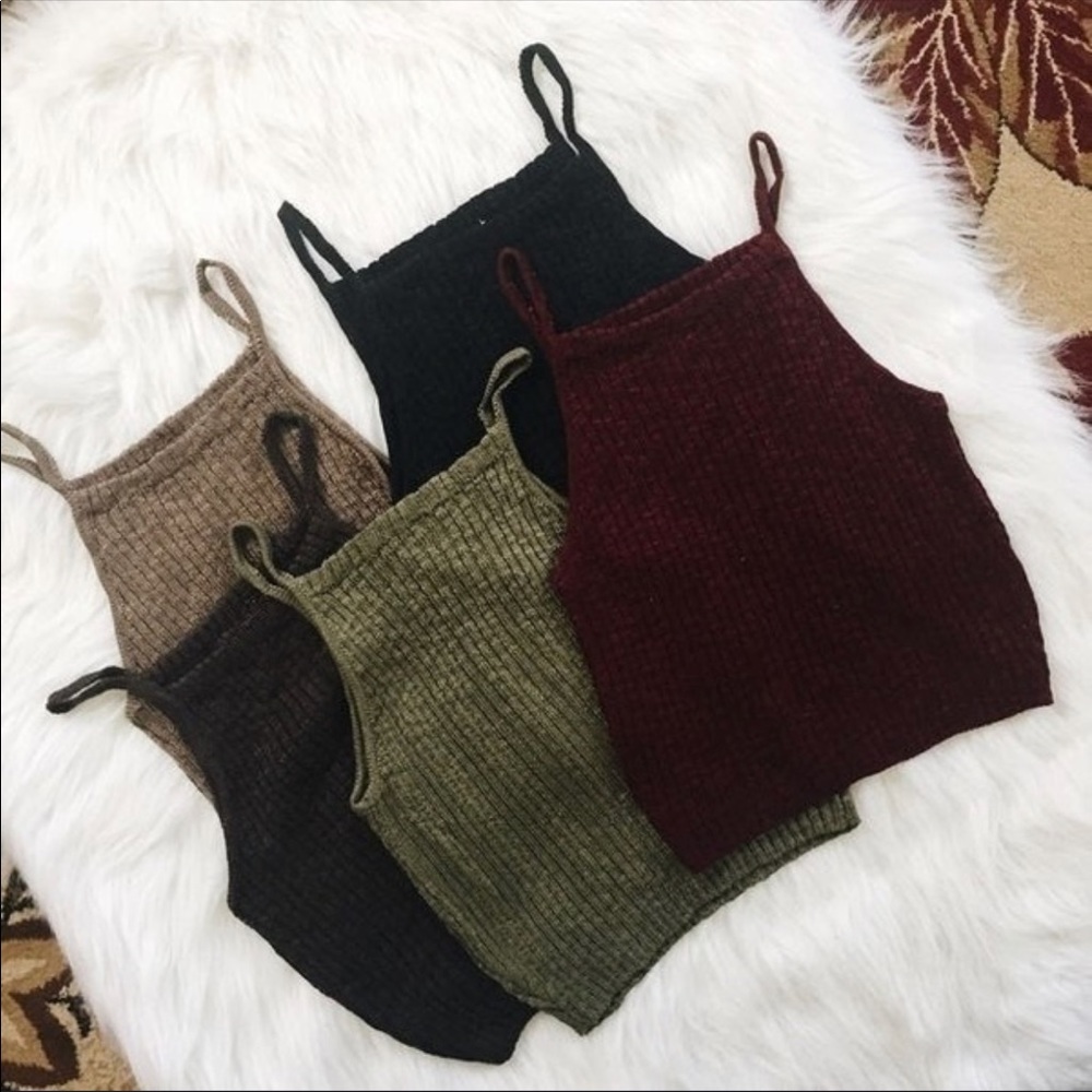 ❤️ SOLD ❤️ NWOT‼️ Sexy Crop Top - Picture 1 of 2